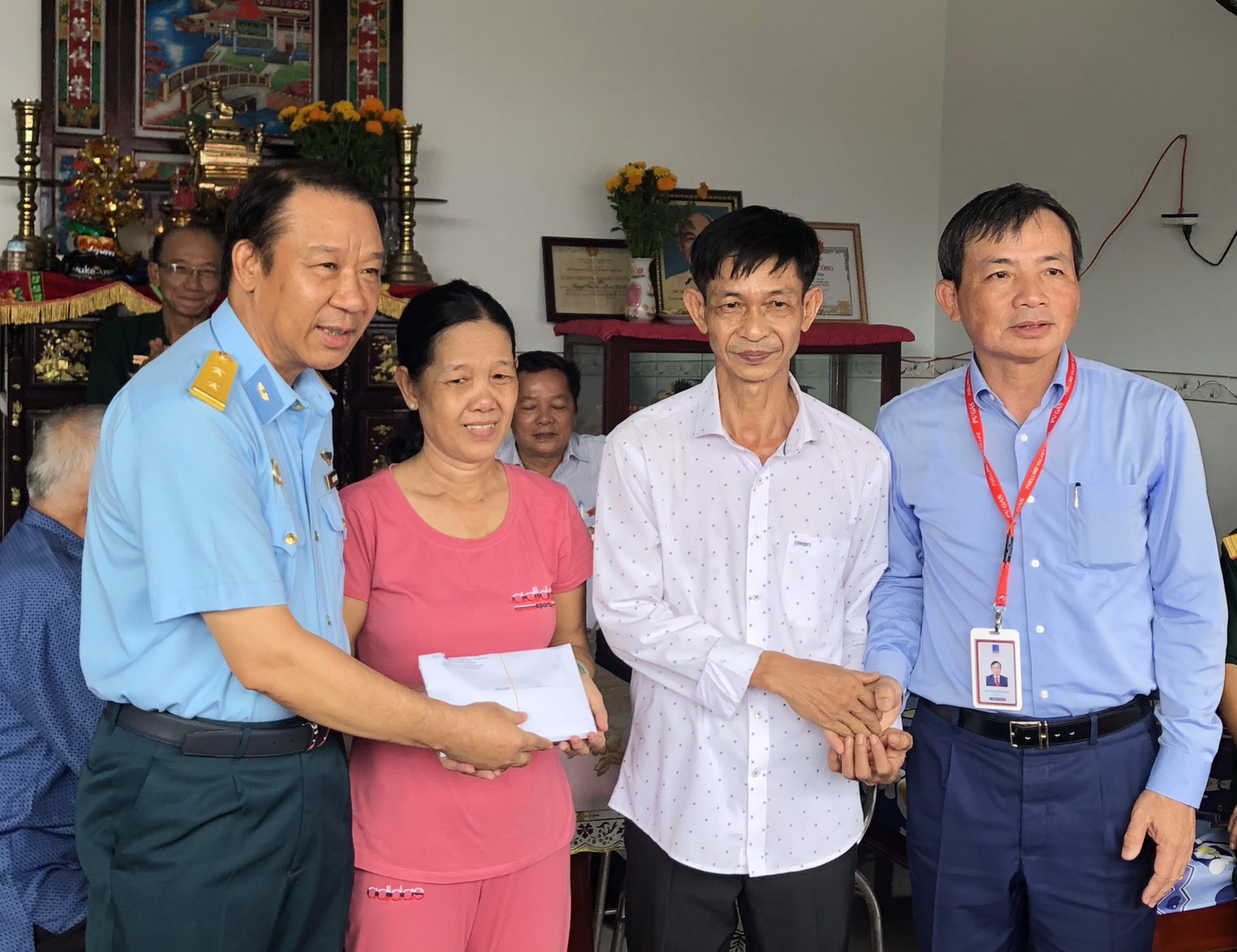 Hội CCB PV GAS trao tặng Nhà nghĩa tình Đồng đội tại Đồng Tháp Hội CCB PV GAS trao tặng Nhà nghĩa tình Đồng đội tại Đồng Tháp