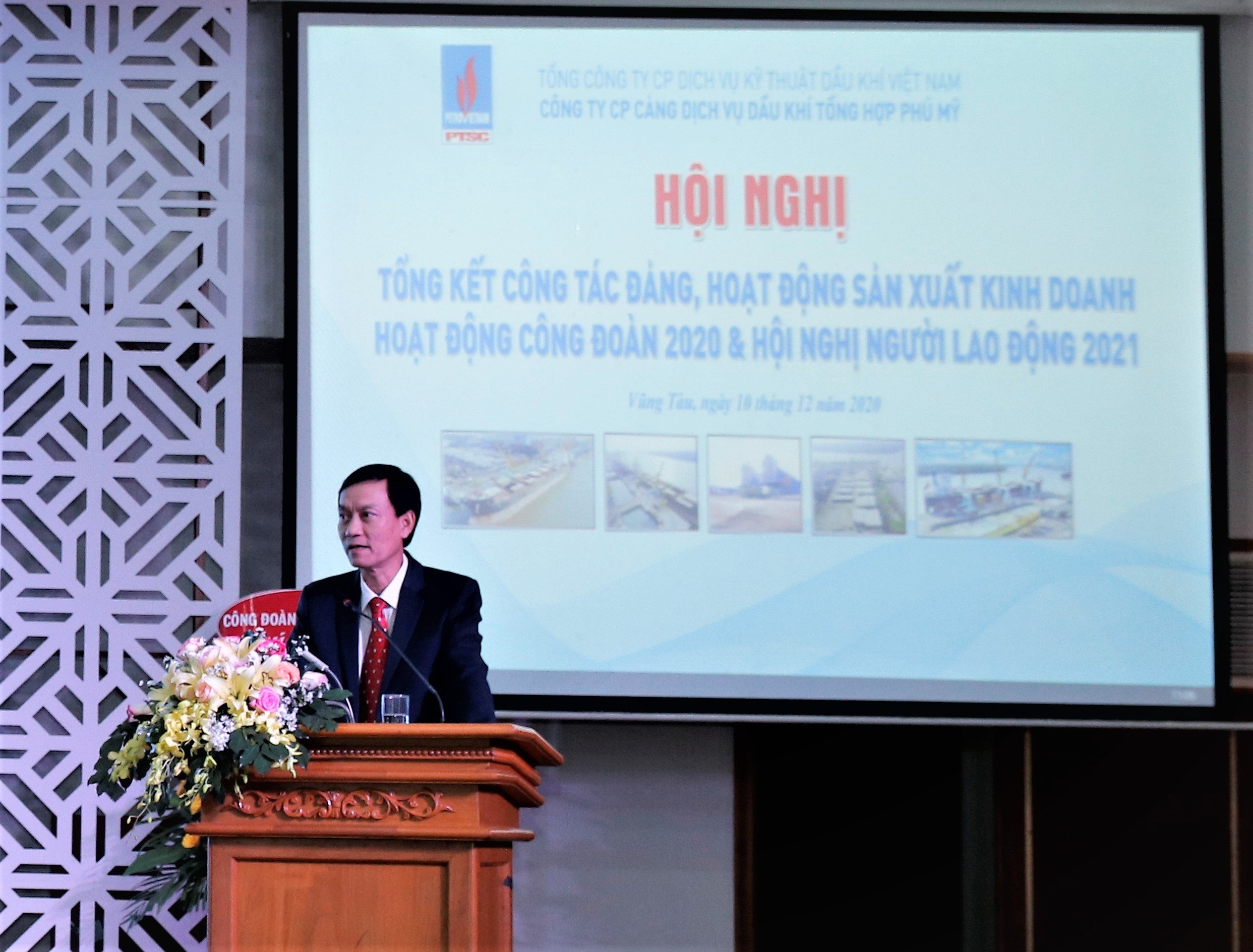 Ông Nguyễn Hữu Hải – Phó Tổng Giám đốc Tổng công ty PTSC phát biểu tại Hội nghị