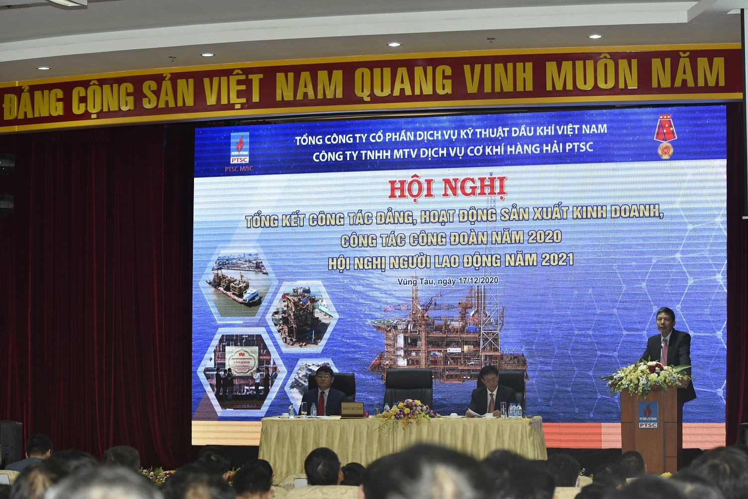 Ông Đồng Xuân Thắng – Bí thư Đảng ủy, Chủ tịch, Giám đốc PTSC M&C phát biểu tại Hội nghị