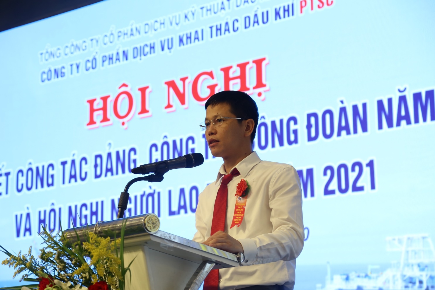 Đồng chí Trần Hồ Bắc – Phó Tổng Giám đốc Tổng Công ty phát biểu tại Hội nghị