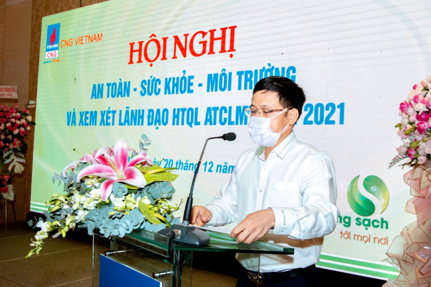 Ông Vũ Văn Thực - Giám đốc Công ty tuyên bố khai mạc Hội nghị