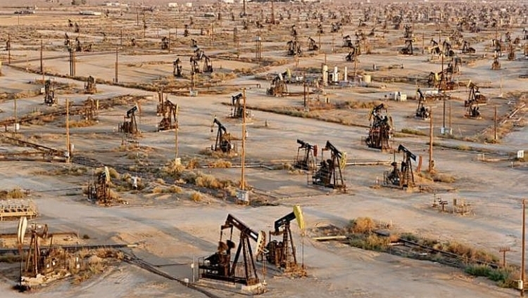 Giá xăng dầu hôm nay 29/11 đồng loạt tăng mạnh, dầu Brent thêm 2,86 USD/thùng