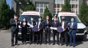 Petrovietnam trao tặng 02 xe cứu thương phục vụ công tác phòng chống dịch Covid-19 tại Thanh Hóa