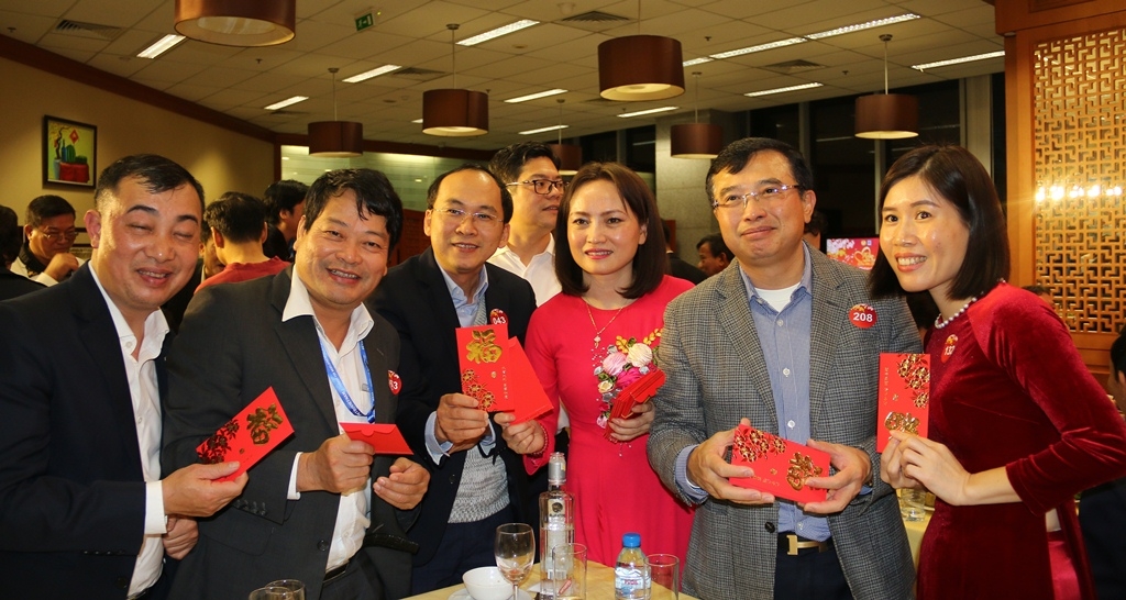 Ấm áp “Xuân nghĩa tình Dầu khí - Kết nối yêu thương” năm 2021 Ấm áp “Xuân nghĩa tình Dầu khí - Kết nối yêu thương” năm 2021