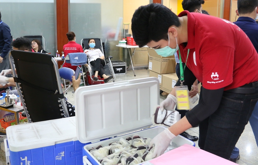Ngày hội hiến máu “Giọt xuân hồng PVcomBank” Ngày hội hiến máu “Giọt xuân hồng PVcomBank”