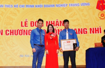 Đại diện tuổi trẻ Dầu khí vinh dự nhận Giải thưởng Lý Tự Trọng năm 2020