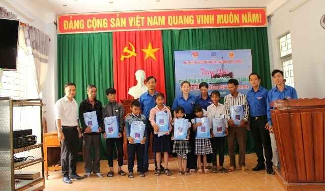 Tuổi trẻ PVN tổ chức nhiều hoạt động tri ân Ngày Thương binh Liệt sĩ tuoi tre pvn to chuc nhieu hoat dong tri an ngay thuong binh liet si