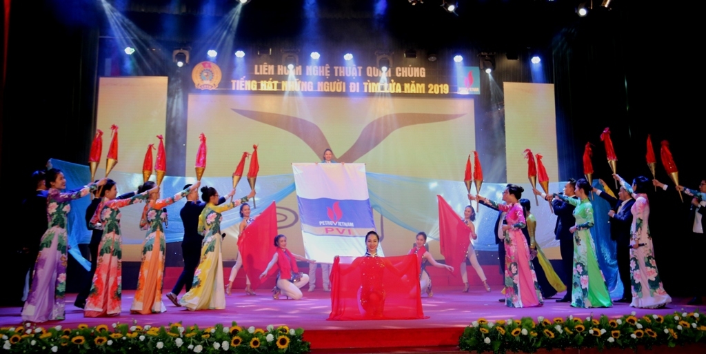 Những tiết mục đặc sắc tại Liên hoan “Tiếng hát Những người đi tìm lửa” năm 2019 nhung tiet muc hay o tieng hat nhung nguoi di tim lua nam 2019