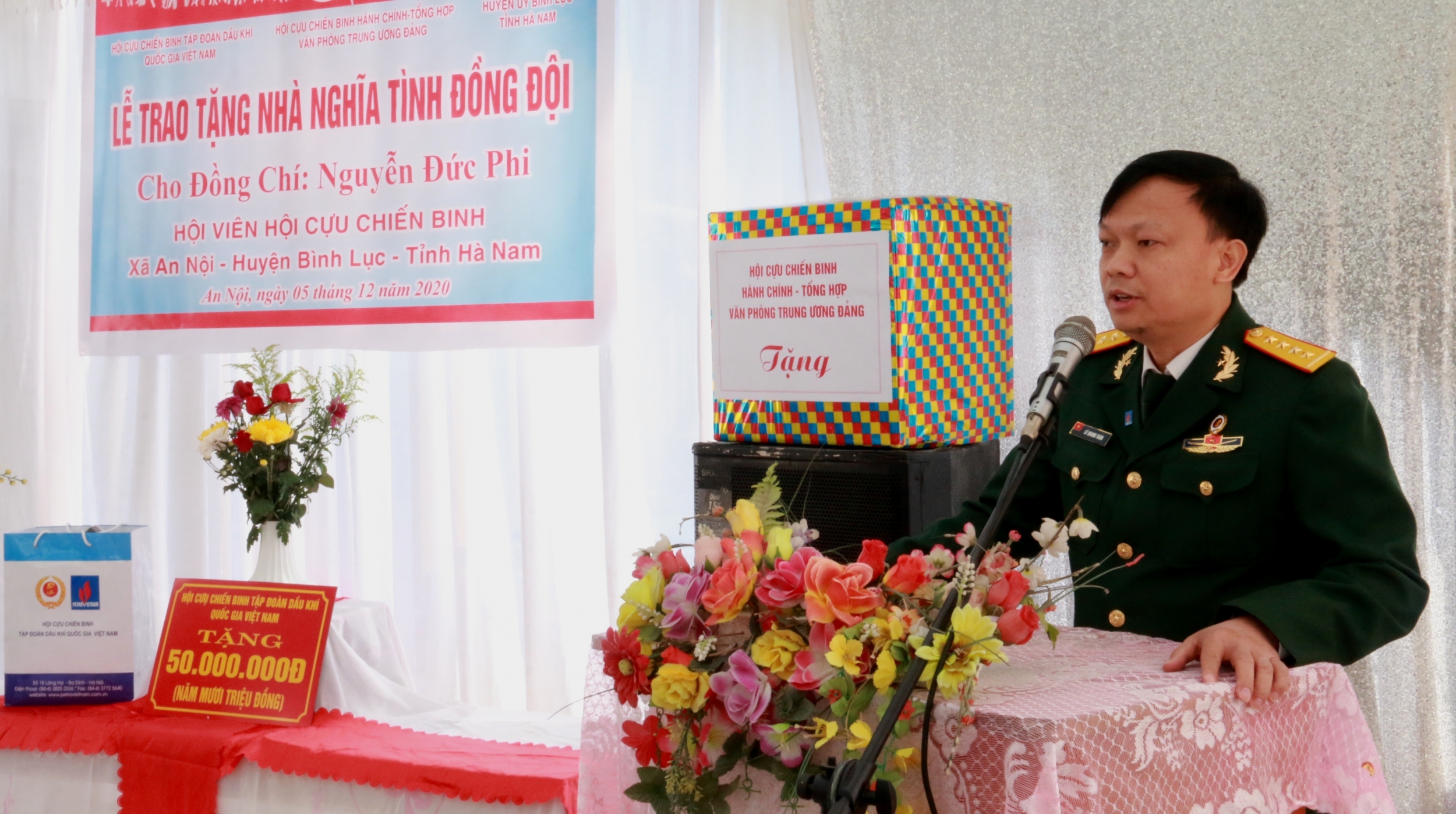 Hội CCB Tập đoàn trao nhà “Nghĩa tình đồng đội” tại Bình Lục, Hà Nam