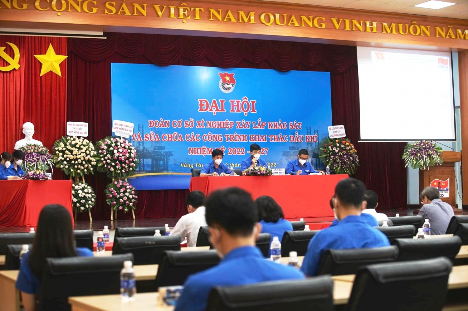 Đoàn cơ sở Xí nghiệp Xây lắp tổ chức thành công Đại hội đại biểu lần thứ VIII