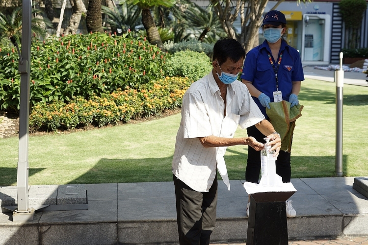 Cây "ATM gạo" của PETROSETCO petrosetco chung tay ho tro gao cho cac hoan canh kho khan