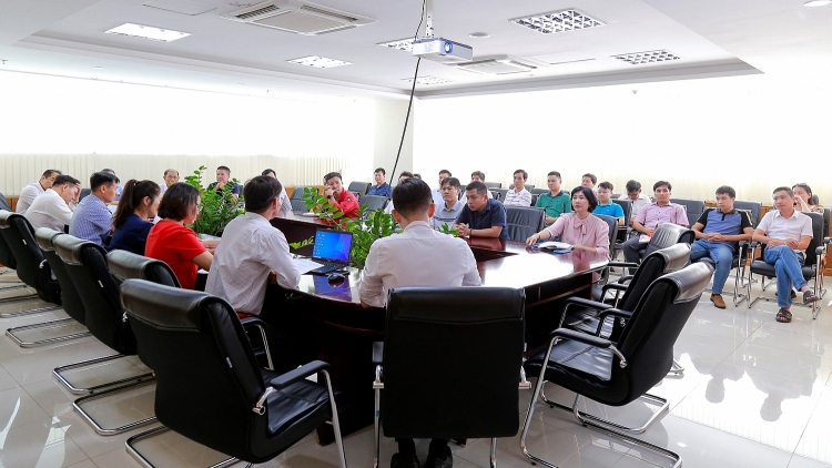 Xây dựng mối quan hệ cởi mở, hài hòa với người lao động