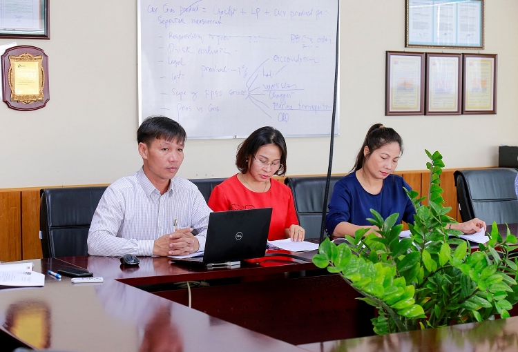 Xây dựng mối quan hệ cởi mở, hài hòa với người lao động