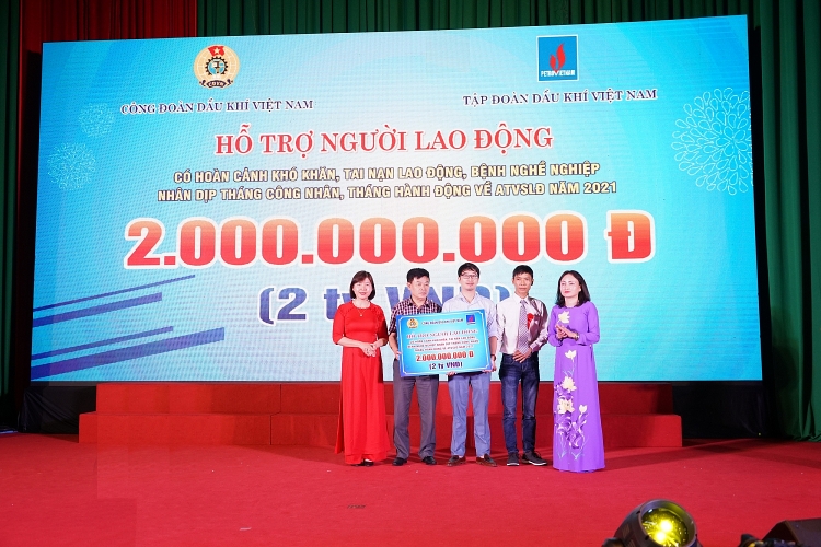 CĐ DKVN phát động Tháng Công nhân 2021 và Tháng hành động về ATVSLĐ năm 2021