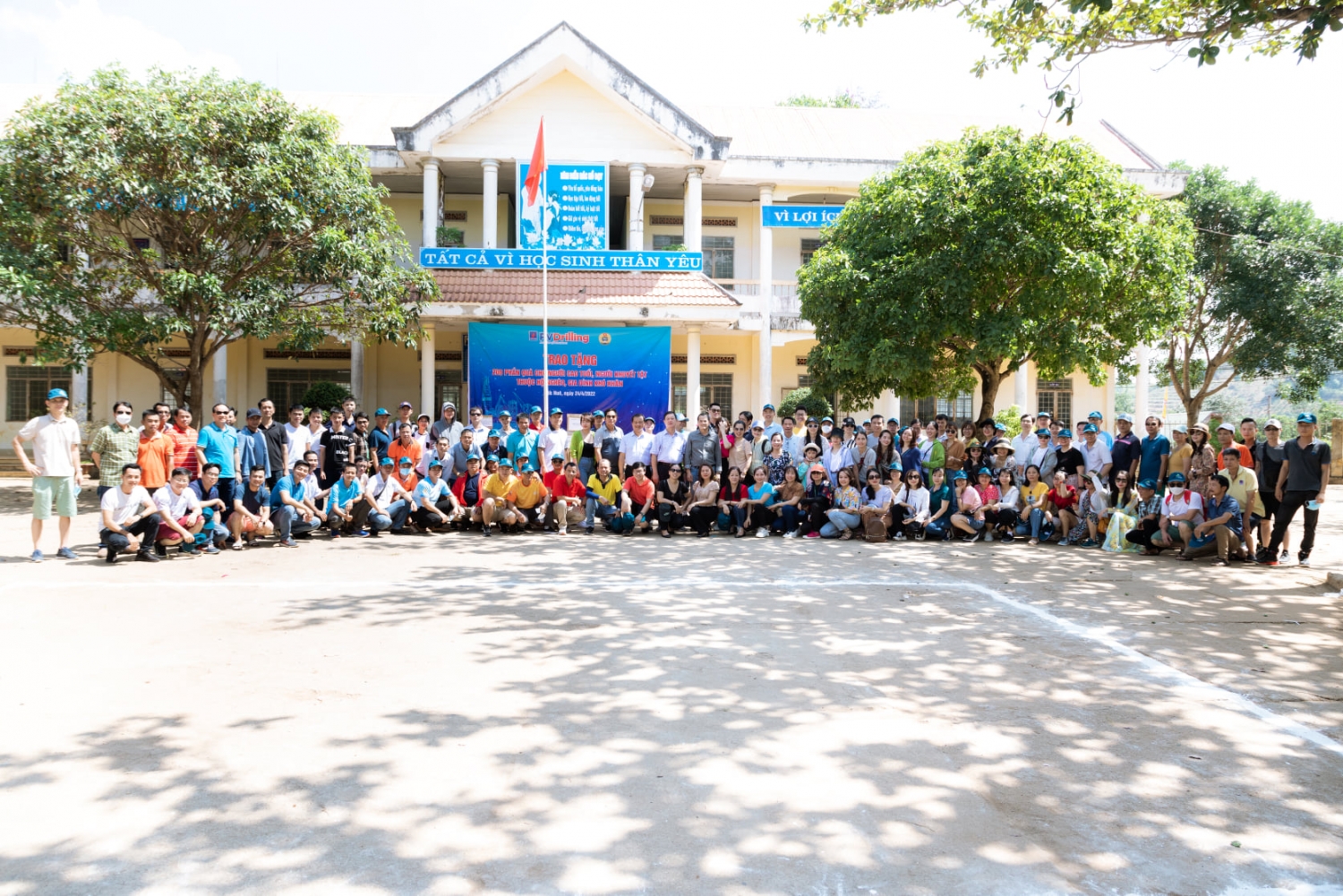Hành trình về nguồn giáo dục truyền thống, bồi dưỡng lý tưởng cách mạng cho CB, ĐV – NLĐ Công đoàn PV Drilling Hành trình về nguồn giáo dục truyền thống, bồi dưỡng lý tưởng cách mạng cho CB, ĐV – NLĐ Công đoàn PV Drilling