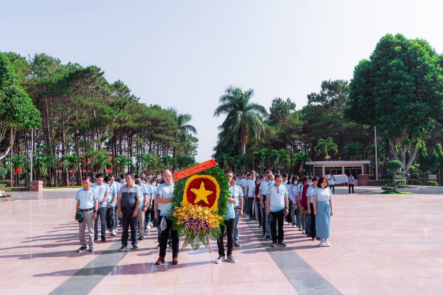 Hành trình về nguồn giáo dục truyền thống, bồi dưỡng lý tưởng cách mạng cho CB, ĐV – NLĐ Công đoàn PV Drilling Hành trình về nguồn giáo dục truyền thống, bồi dưỡng lý tưởng cách mạng cho CB, ĐV – NLĐ Công đoàn PV Drilling