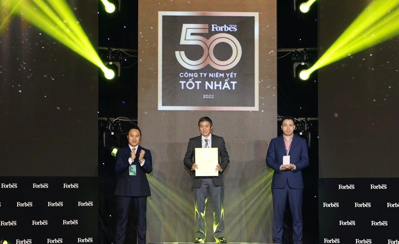 PVFCCo lần thứ 6 được vinh danh “Top 50 công ty niêm yết tốt nhất”