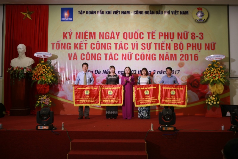 cddk viet nam tong ket cong tac vi su tien bo phu nu va cong tac nu cong 2016