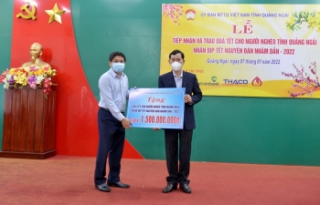 BSR ủng hộ 02 tỷ đồng tặng quà Tết cho người nghèo tỉnh Quảng Ngãi