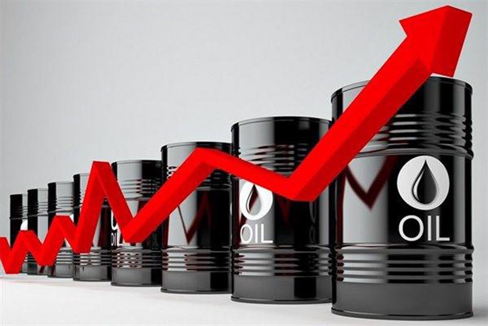 Giá dầu hôm nay 12/1/2022 tăng vọt, dầu Brent tiến mức 84 USD/thùng