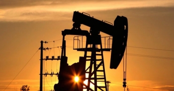 Giá dầu đạt ngưỡng 90 USD/thùng, cao nhất kể từ năm 2014