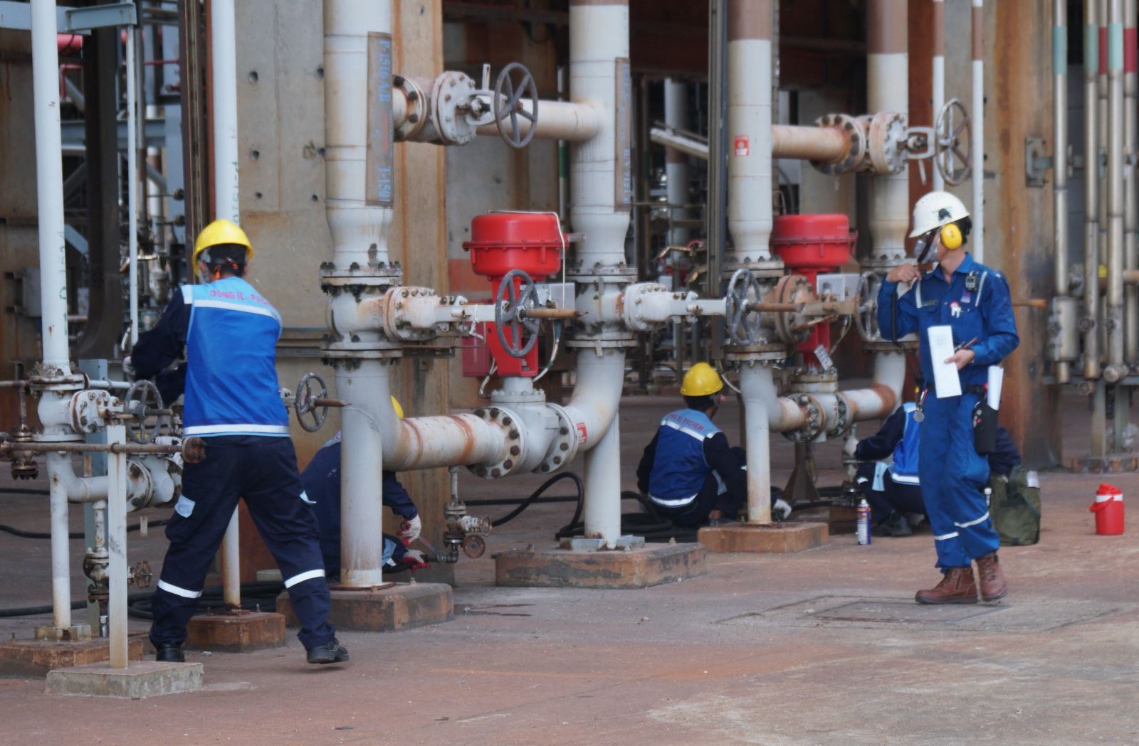 Ngày đầu tiên trên công trường BDTT lần 4 NMLD Dung Quất ngay dau tien tren cong truong bdtt lan 4 nmld dung quat