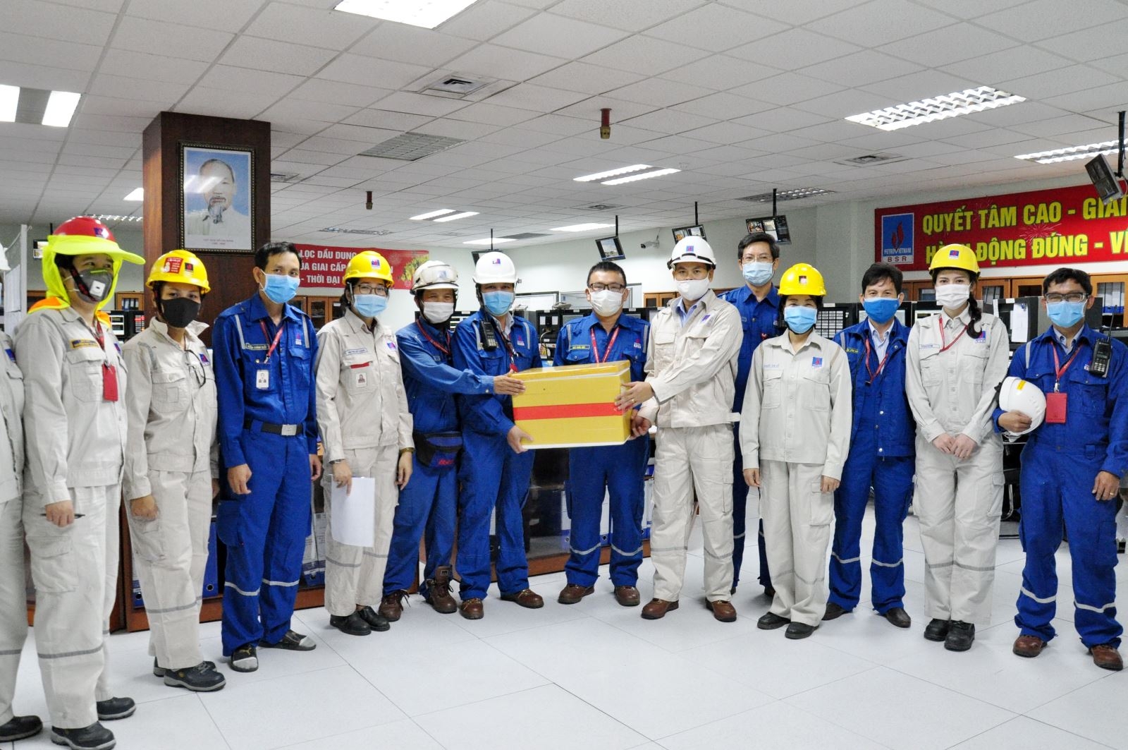 Ngày đầu tiên trên công trường BDTT lần 4 NMLD Dung Quất ngay dau tien tren cong truong bdtt lan 4 nmld dung quat