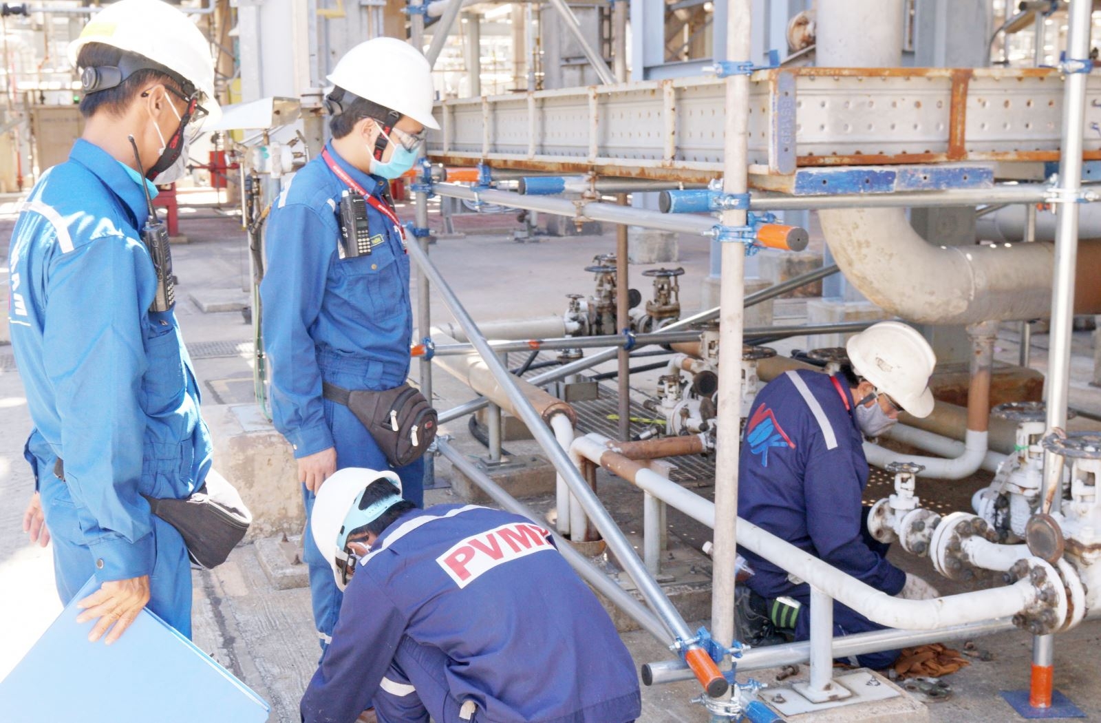 Ngày đầu tiên trên công trường BDTT lần 4 NMLD Dung Quất ngay dau tien tren cong truong bdtt lan 4 nmld dung quat