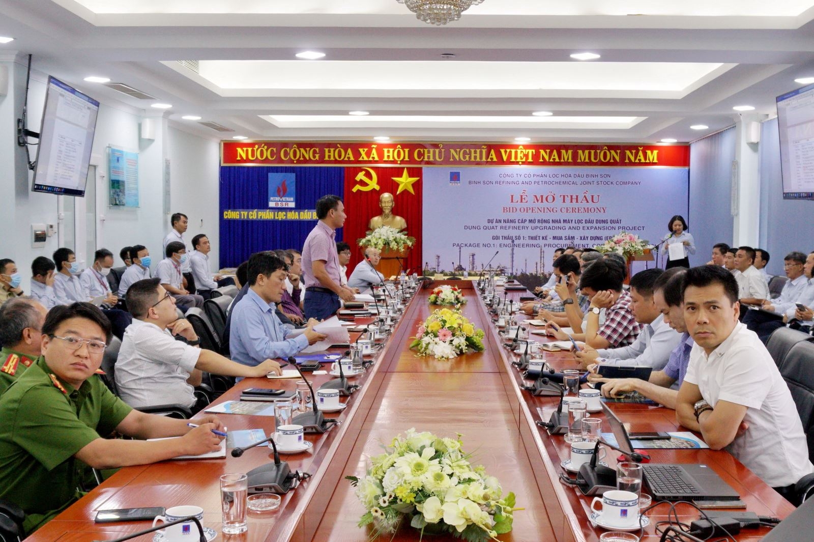 Mở thầu Dự án Nâng cấp mở rộng NMLD Dung Quất mo thau du an nang cap mo rong nmld dung quat