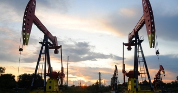 Giá dầu có thể tăng cao đột biến, lên 100 USD/thùng