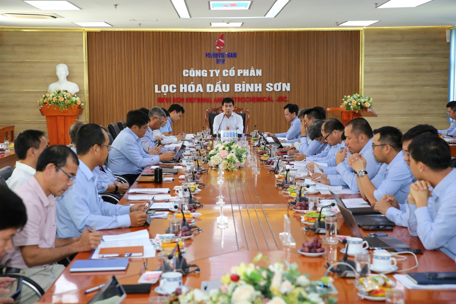 Phó Tổng Giám đốc Petrovietnam Lê Xuân Huyên phát biểu kết luận buổi làm việc Phó Tổng Giám đốc Petrovietnam Lê Xuân Huyên phát biểu kết luận buổi làm việc