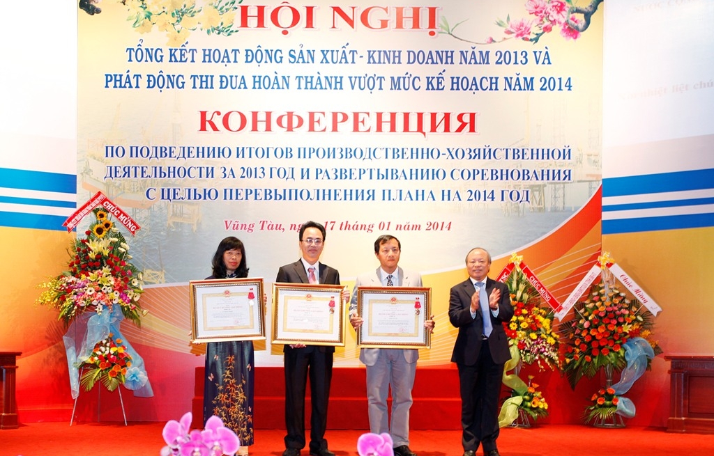 Liên doanh Việt - Nga Vietsovpetro hoàn thành xuất sắc nhiệm vụ năm 2013