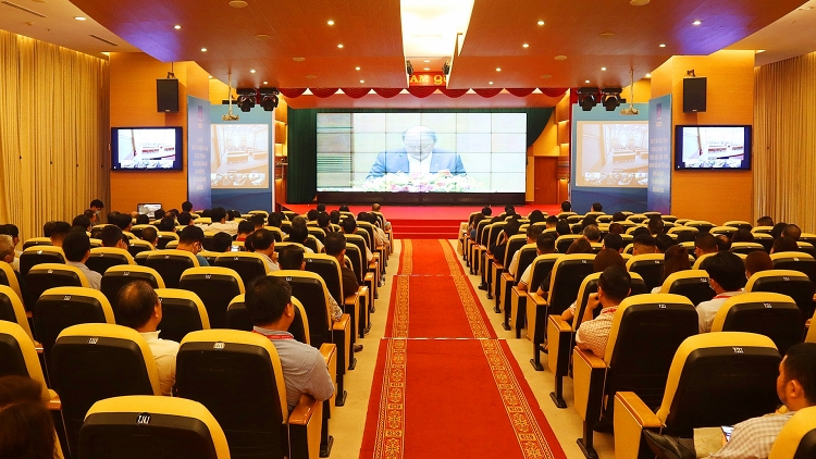 Đảng bộ Tập đoàn Dầu khí Quốc gia Việt Nam tham gia học tập, quán triệt Nghị quyết Đại hội XIII của Đảng Đảng bộ Tập đoàn Dầu khí Quốc gia Việt Nam tham gia học tập, quán triệt Nghị quyết Đại hội XIII của Đảng