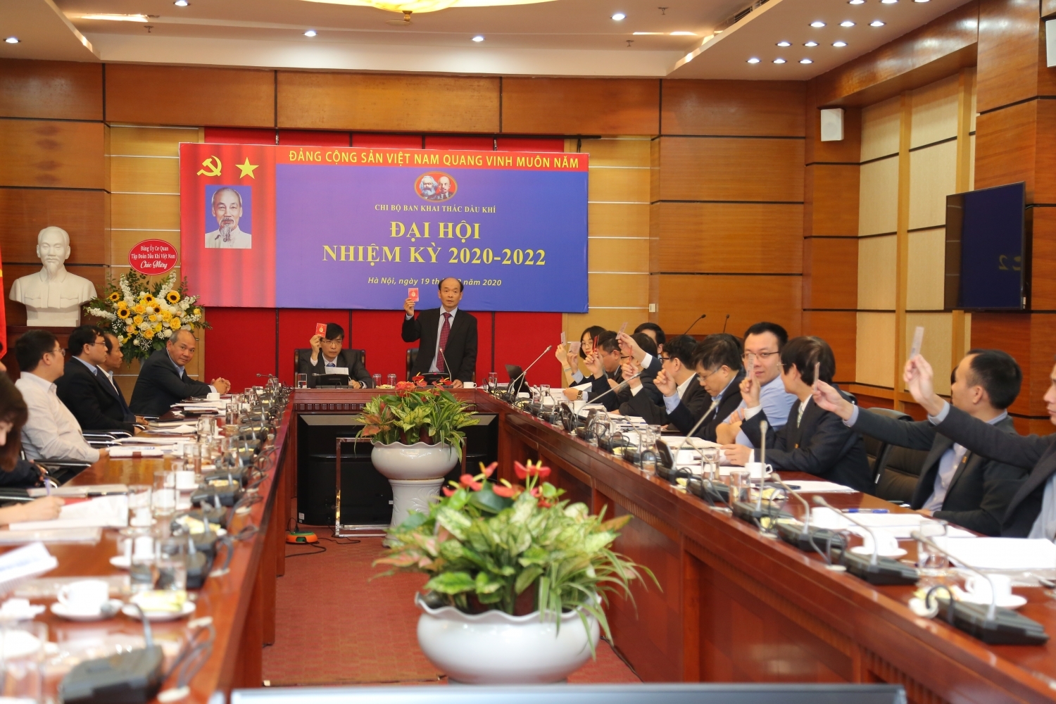 Đảng ủy Tập đoàn hướng dẫn tổ chức Đại hội chi bộ nhiệm kỳ 2022-2025