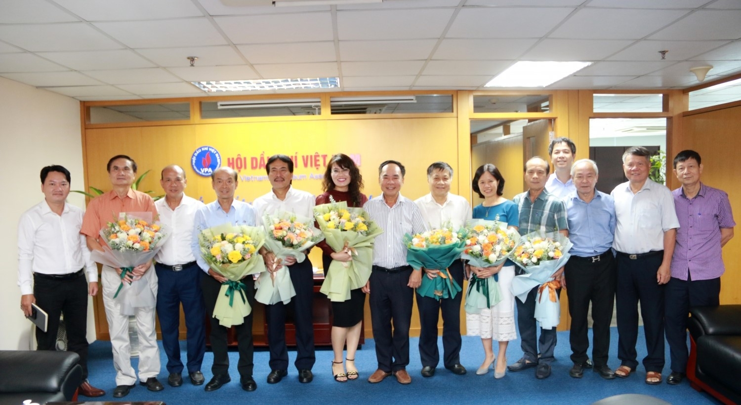 Trao quyết định bổ nhiệm lãnh đạo các Ban thuộc Hội Dầu khí Việt Nam nhiệm kỳ 2022-2027