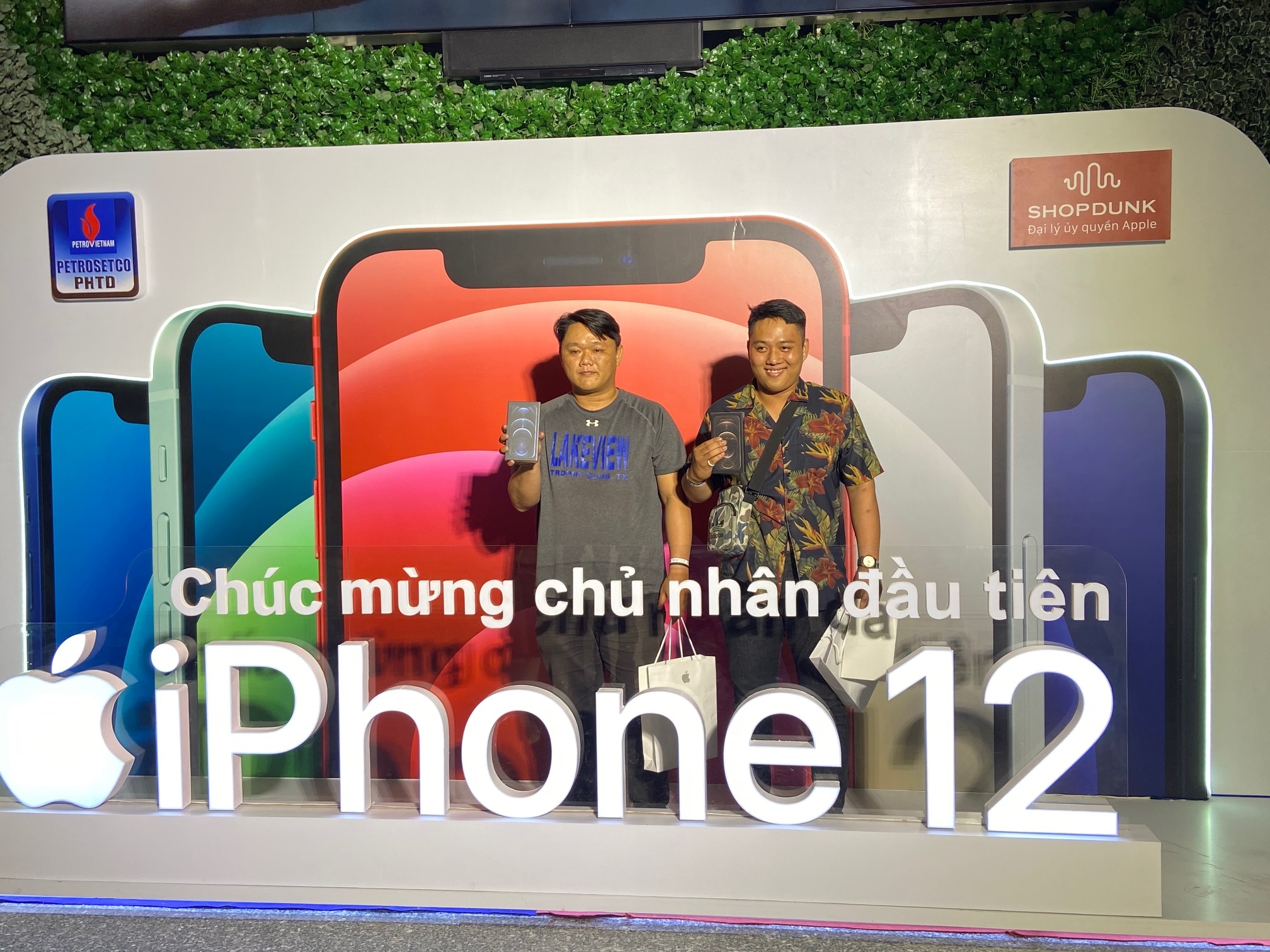 PETROSETCO: PHTD chính thức mở bán iPhone 12 series và công bố đại lý uỷ quyền chính thức của Apple tại Việt Nam