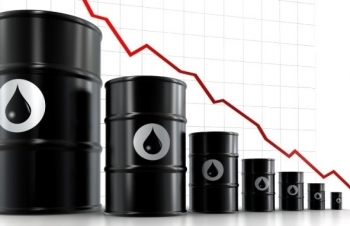 Giá xăng dầu hôm nay 7/9: Tụt sâu dưới đáy 2 tháng