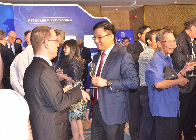 Petrovietnam gặp mặt các nhà thầu dầu khí năm 2020 petrovietnam gap mat cac nha thau dau khi nam 2020