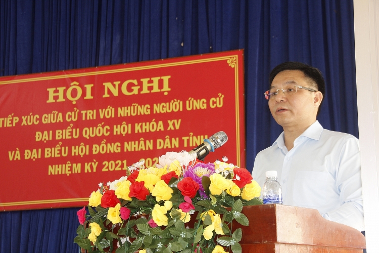Đồng chí Lê Mạnh Hùng tiếp xúc cử tri tỉnh Cà Mau