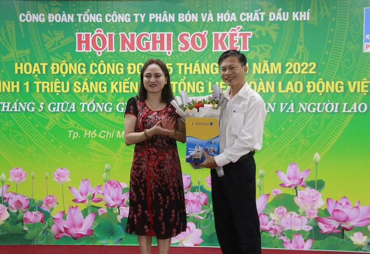 Công đoàn PVFCCo tổ chức Hội nghị sơ kết 5 tháng đầu năm 2022