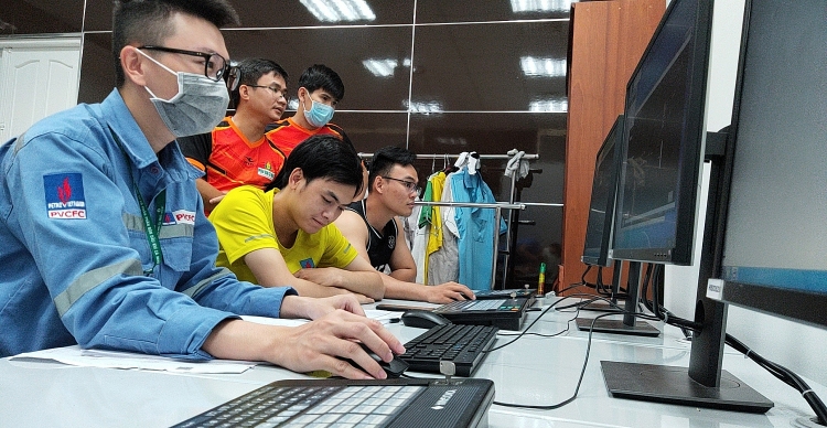 Từ khu cách ly tại Nhà máy Đạm Cà Mau!