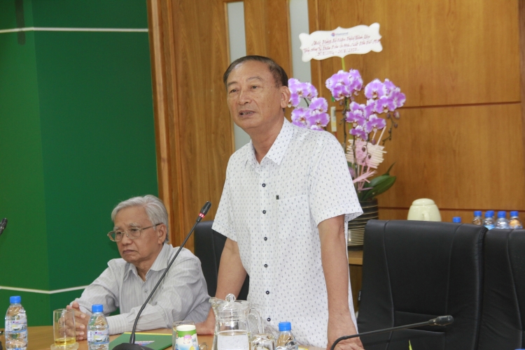 Phát huy truyền thống, vững bước tương lai phat huy truyen thong vung buoc tuong lai