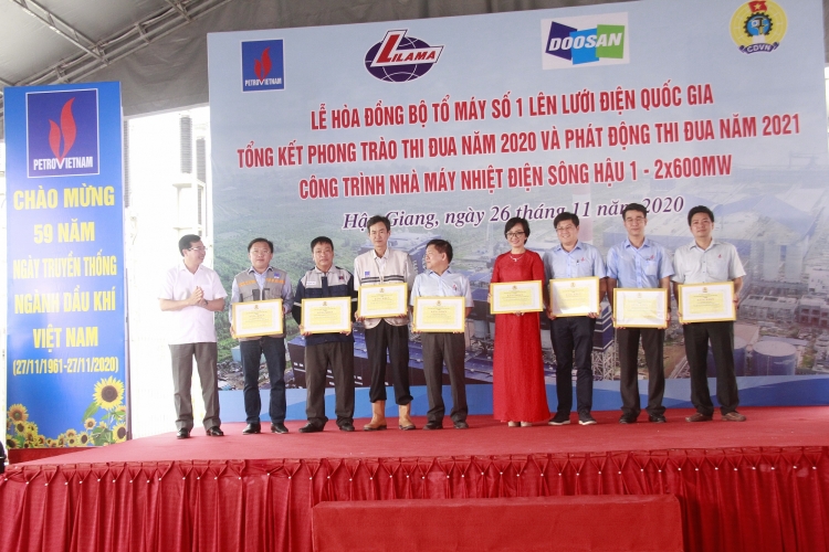 NMNĐ Sông Hậu 1: Hòa đồng bộ Tổ máy số 1 lưới điện quốc gia 500kV Hòa đồng bộ Tổ máy số 1 Nhà máy nhiệt điện Sông Hậu 1 vào hệ thống điện quốc gia 500kV