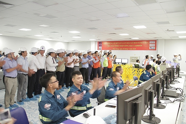 Hoàn thành Tổ máy 1 NMNĐ Sông Hậu 1: Nhìn lại dấu ấn một chặng đường Hoàn thành Tổ máy 1 NMNĐ Sông Hậu 1: Nhìn lại dấu ấn một chặng đường