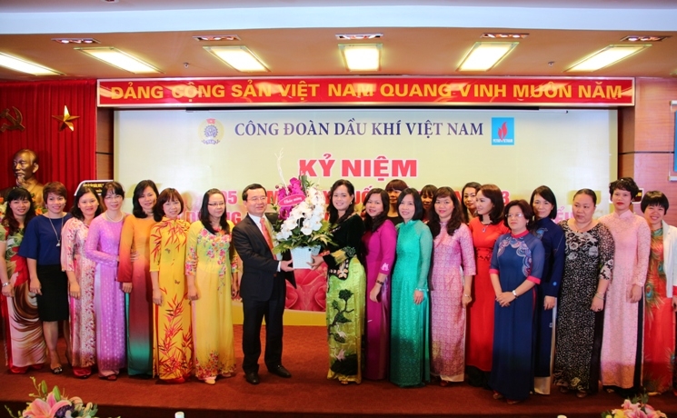 Công đoàn Dầu khí Việt Nam biểu dương cán bộ nữ tiêu biểu
